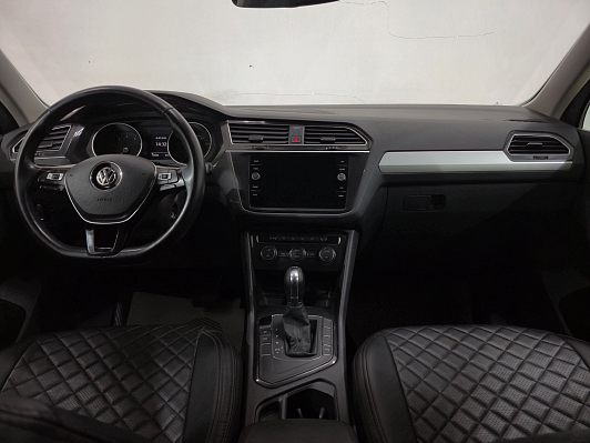 Volkswagen Tiguan Comfortline, 2019 года, пробег 133220 км