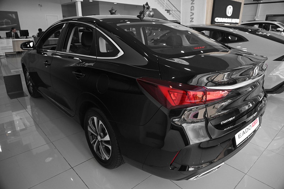 Changan Eado Plus Техно, черный