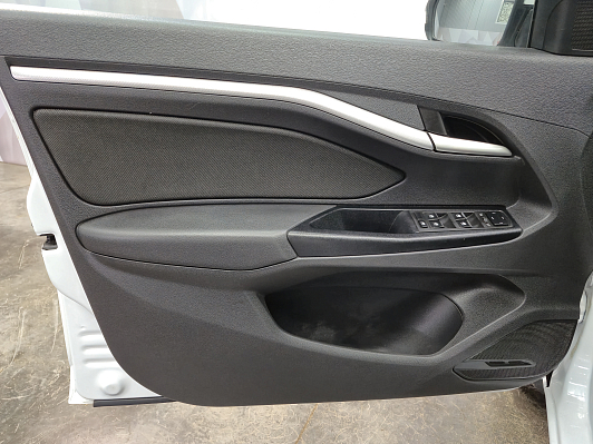 Lada (ВАЗ) Vesta Comfort Image (2018-2019), 2017 года, пробег 189610 км