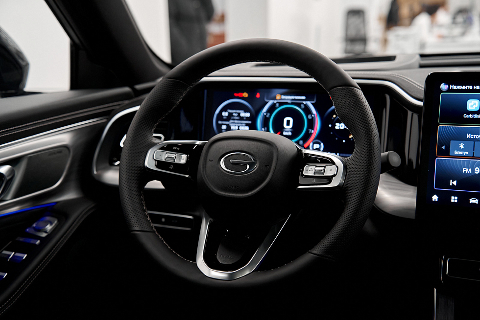 GAC GS8 GX Premium, серебряный