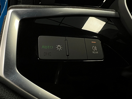 Audi Q3, 2019 года, пробег 115725 км