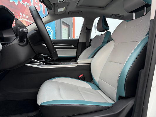 Geely Emgrand Flagship, 2023 года, пробег 20600 км