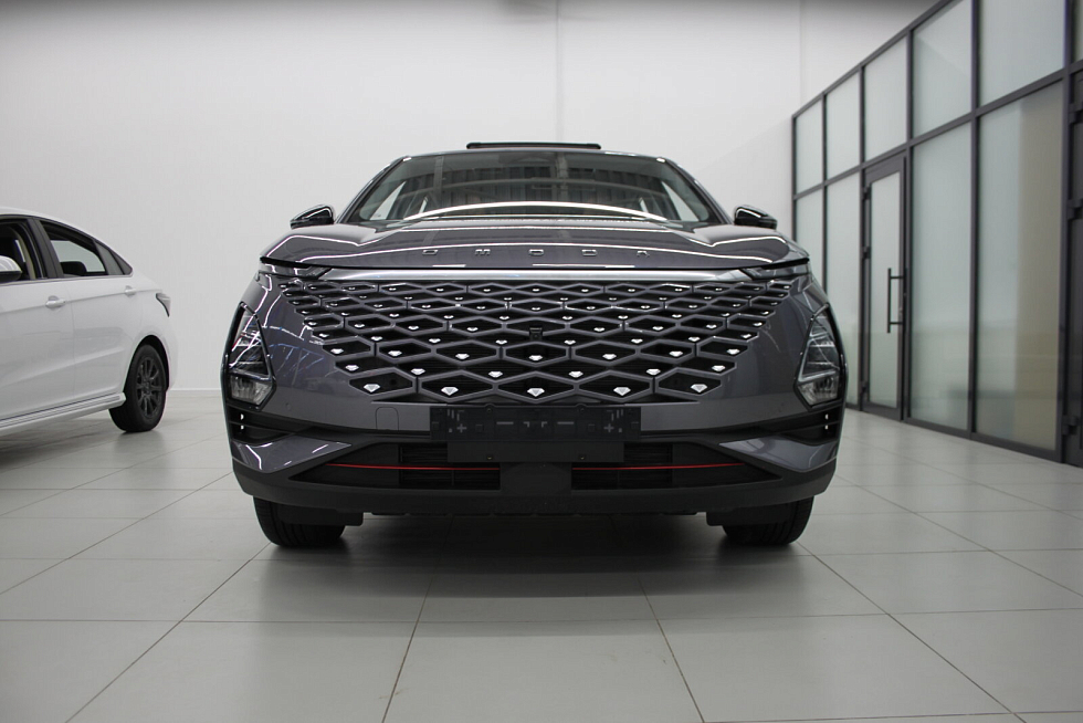 Omoda C5 Актив, серый