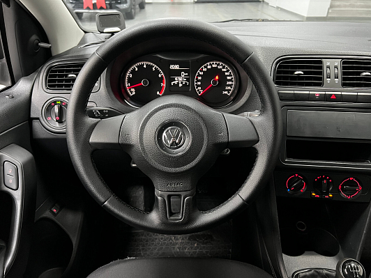 Volkswagen Polo Trendline, 2015 года, пробег 158000 км