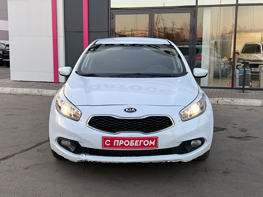 Kia Ceed Classic (без опций обогрева), 2014 года, пробег 138000 км