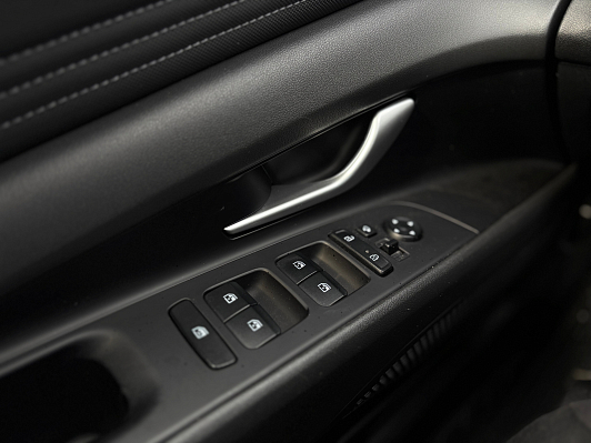 Hyundai Elantra Premium Edition, 2021 года, пробег 18993 км