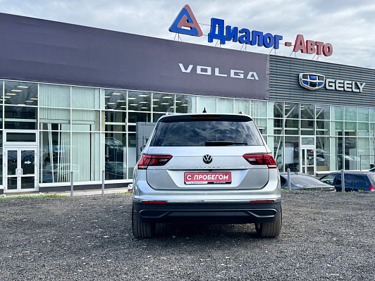 Volkswagen Tiguan Respect Plus, 2021 года, пробег 77800 км