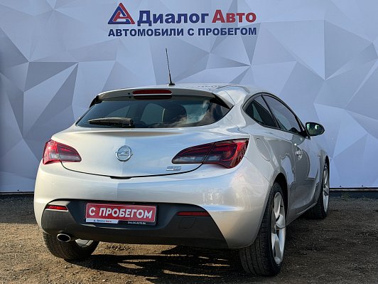 Opel Astra Sport, 2011 года, пробег 161000 км