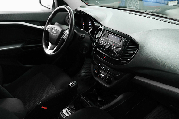 Lada (ВАЗ) Vesta Comfort Winter, 2021 года, пробег 84000 км