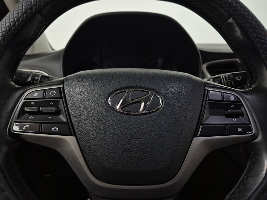 Hyundai Solaris Active, 2017 года, пробег 242018 км