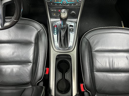 Chevrolet Malibu LTZ, 2012 года, пробег 220000 км
