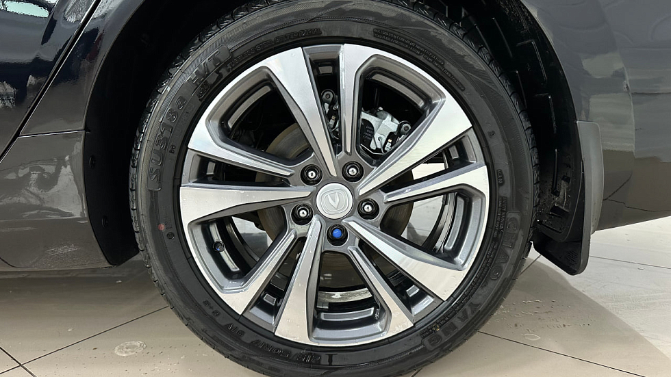 Changan Eado Plus Luxe, черный