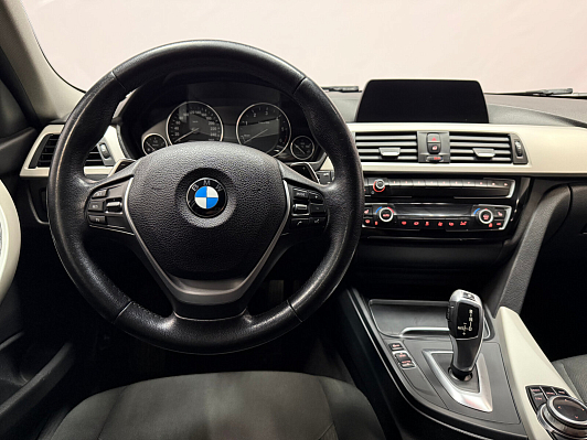 BMW 3 серии, 2018 года, пробег 177961 км