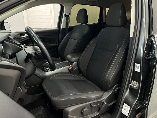 Ford Kuga Trend Plus (2017), 2018 года, пробег 111372 км