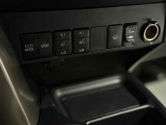 Toyota RAV4, 2016 года, пробег 150034 км