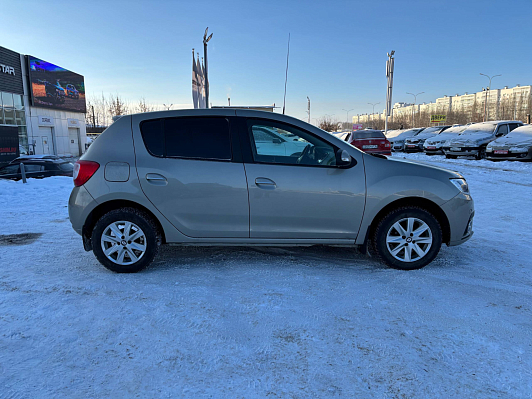 Renault Sandero Drive, 2019 года, пробег 74143 км