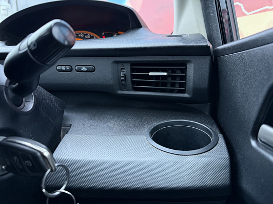 Honda Freed, 2009 года, пробег 166344 км