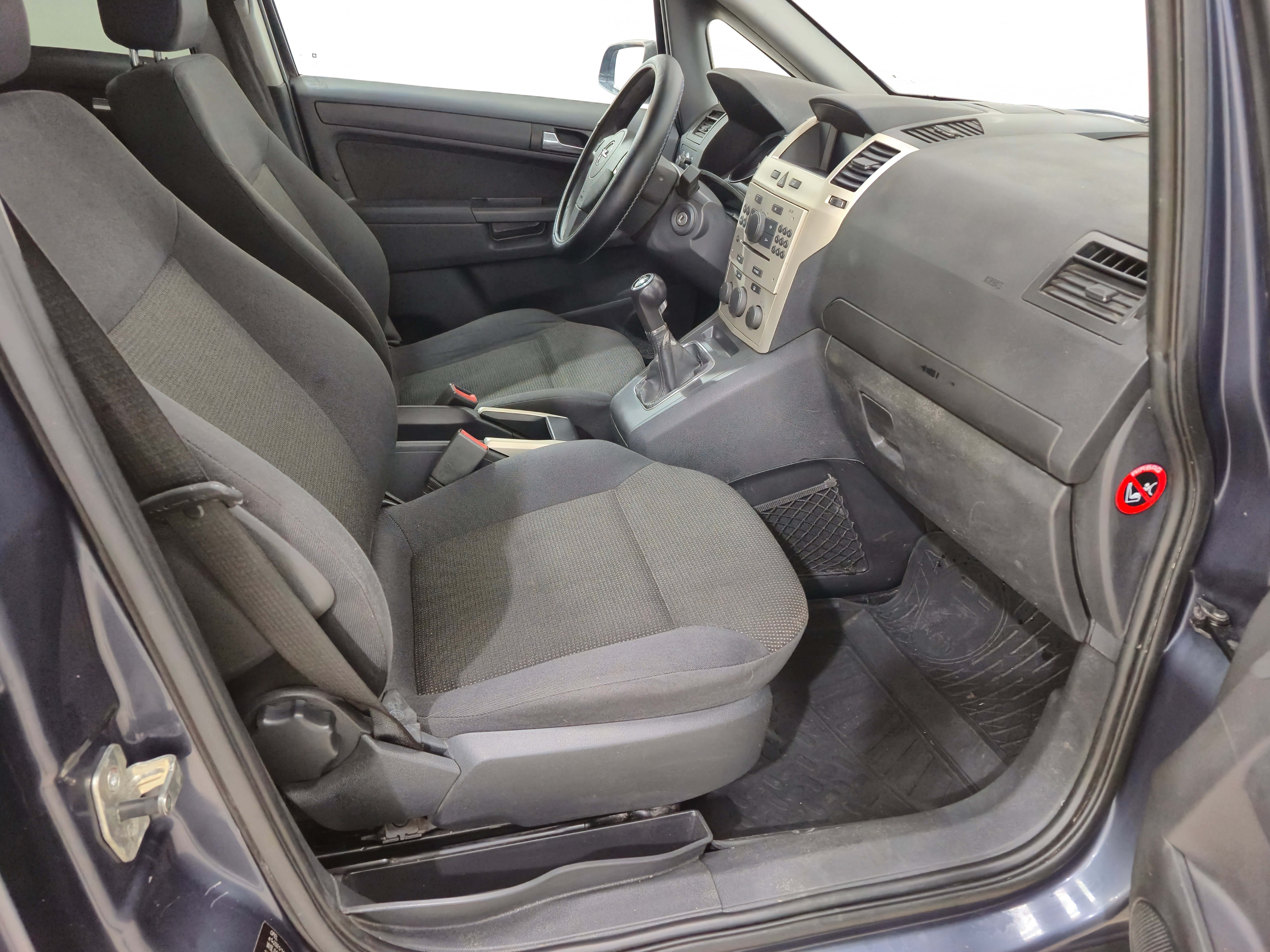 Opel Zafira, 2008 года, пробег 175929 км