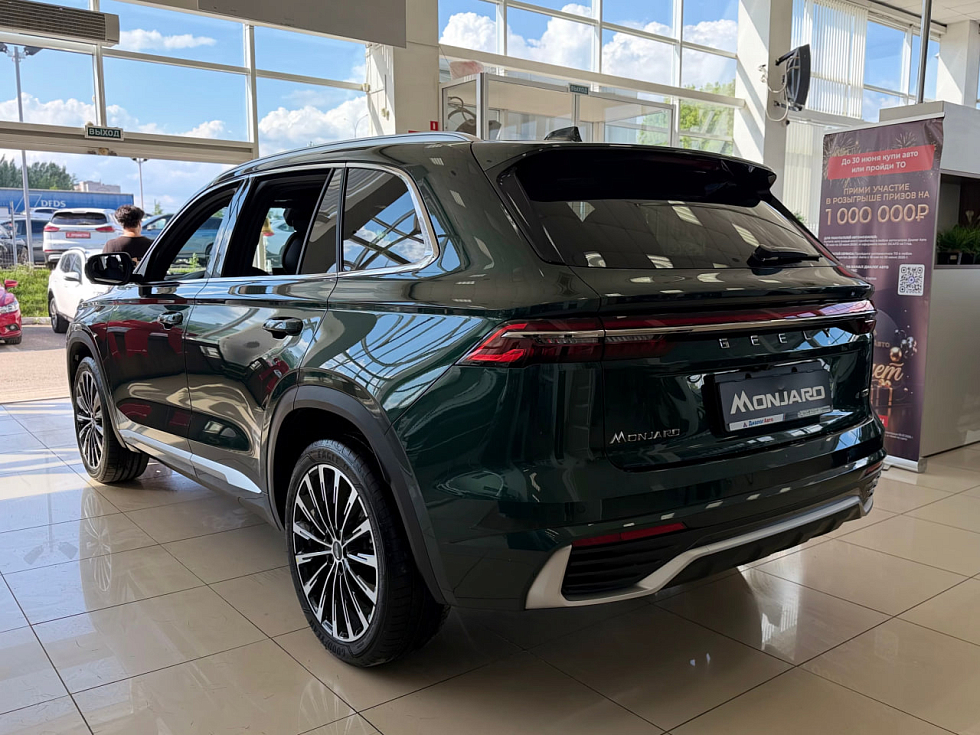 Geely Monjaro Flagship, зеленый
