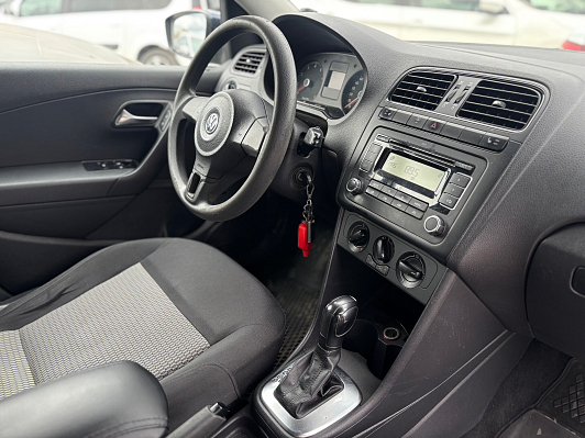 Volkswagen Polo Comfortline, 2012 года, пробег 218100 км