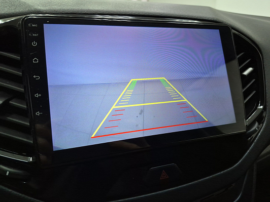 Lada (ВАЗ) Vesta Comfort, 2018 года, пробег 101760 км