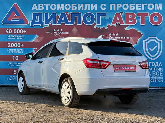 Lada (ВАЗ) Vesta Luxe, 2021 года, пробег 127135 км