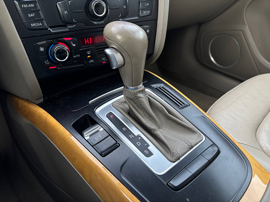 Audi A4, 2010 года, пробег 219615 км