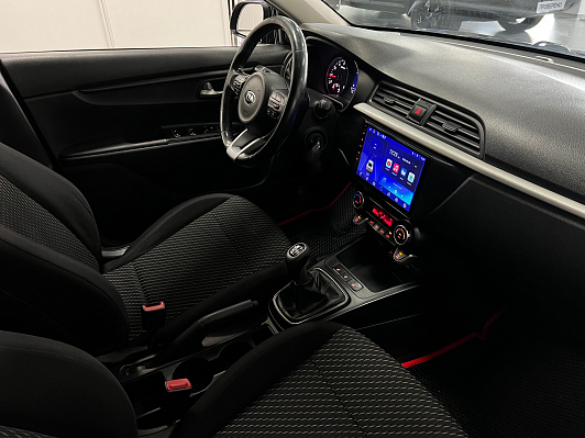 Kia Rio Luxe 2018 FWC, 2018 года, пробег 137250 км
