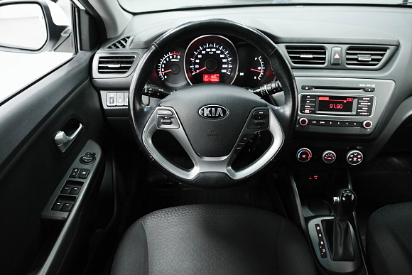 Kia Rio, 2015 года, пробег 48270 км