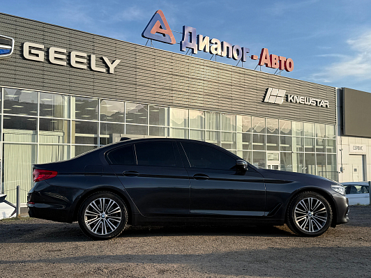 BMW 5 серии 520d Sport Line, 2018 года, пробег 129871 км