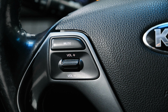 Kia Rio Luxe, 2015 года, пробег 182000 км