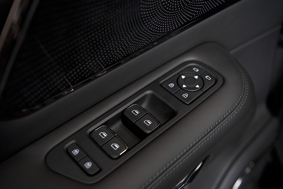 Rox 01 Family, черный