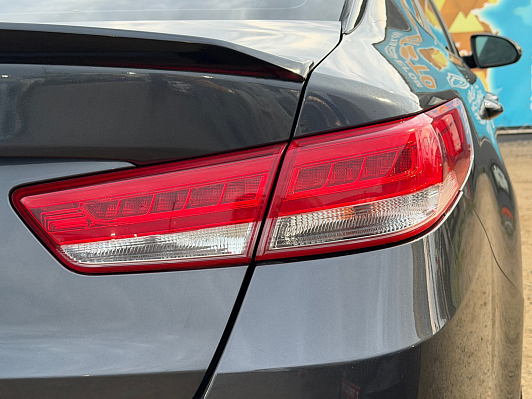 Kia Optima Luxe, 2018 года, пробег 130000 км
