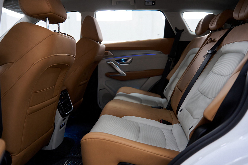 JETOUR X70 PLUS Luxury, белый