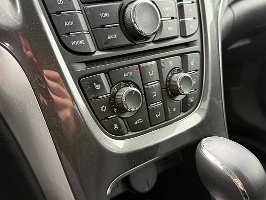 Opel Astra Cosmo, 2013 года, пробег 142563 км