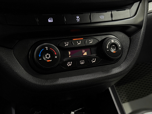 Lada (ВАЗ) Vesta Comfort Image (2017-2019), 2019 года, пробег 132432 км