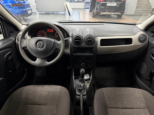 Renault Logan Authentique, 2011 года, пробег 179000 км