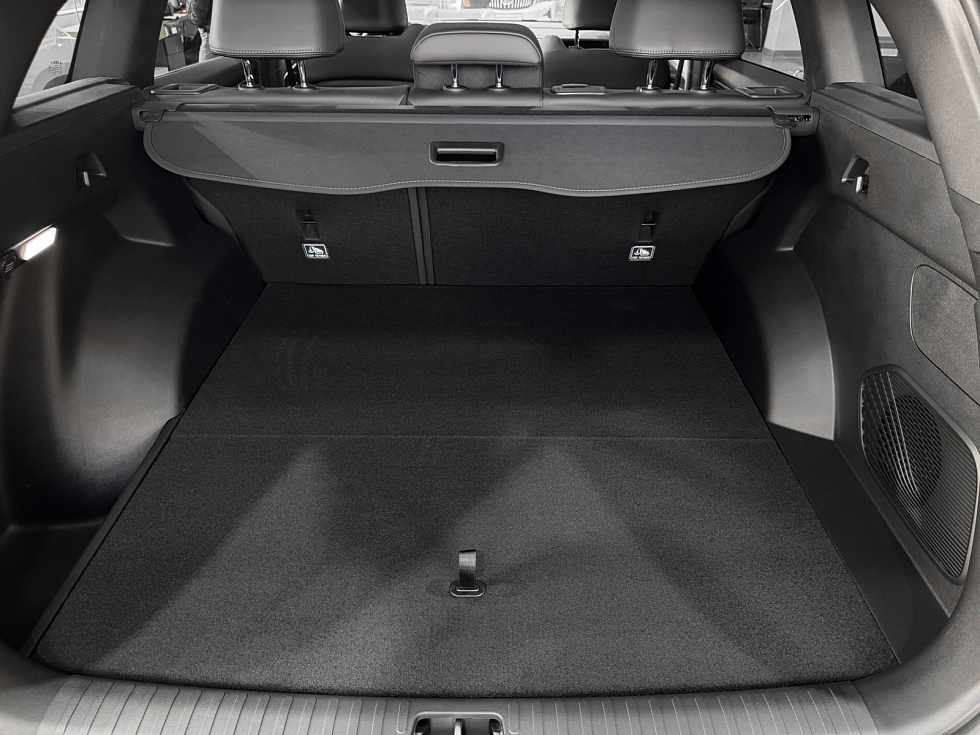 Geely Monjaro Флагман, серый