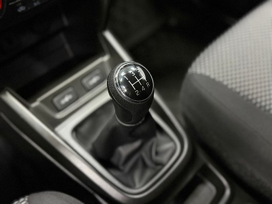 Suzuki Vitara GL, 2021 года, пробег 104000 км