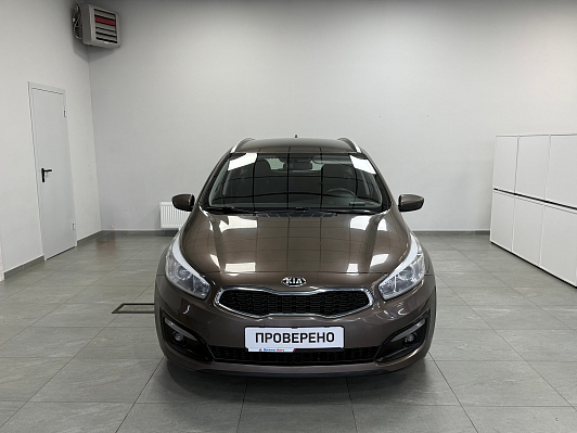 Kia Ceed Luxe, 2018 года, пробег 138133 км