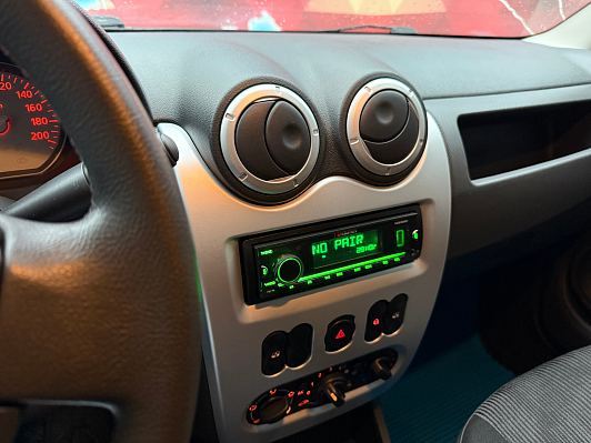 Renault Logan Prestige, 2013 года, пробег 209800 км