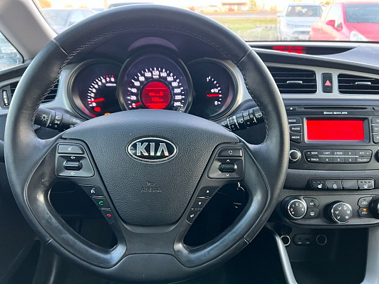 Kia Ceed Classic (без опций обогрева), 2014 года, пробег 138000 км