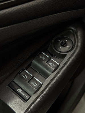 Ford Kuga Titanium, 2018 года, пробег 151000 км