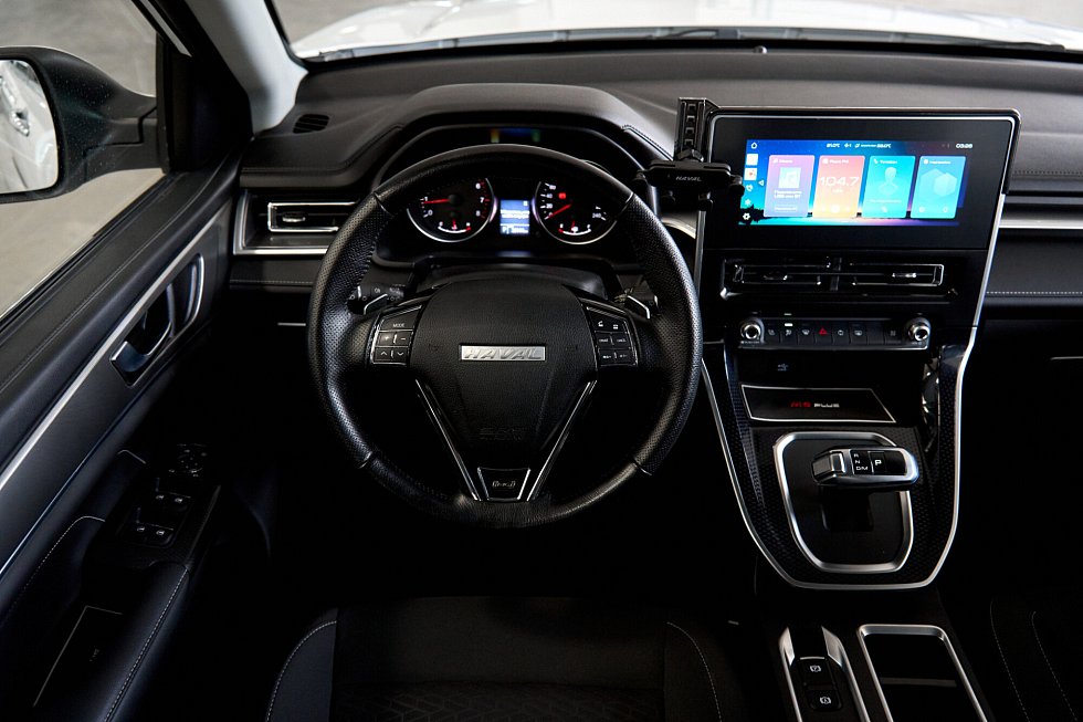 Haval M6 Оптимум, белый