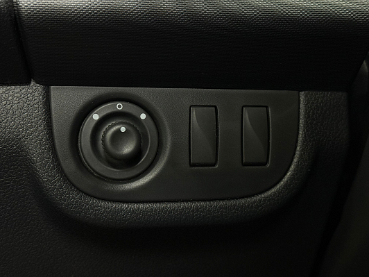 Renault Sandero Stepway Drive, 2019 года, пробег 80000 км