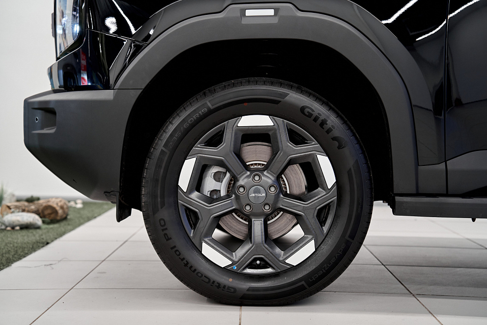 JETOUR T1 Премиум, черный