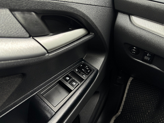 Lada (ВАЗ) Vesta Comfort, 2018 года, пробег 137000 км