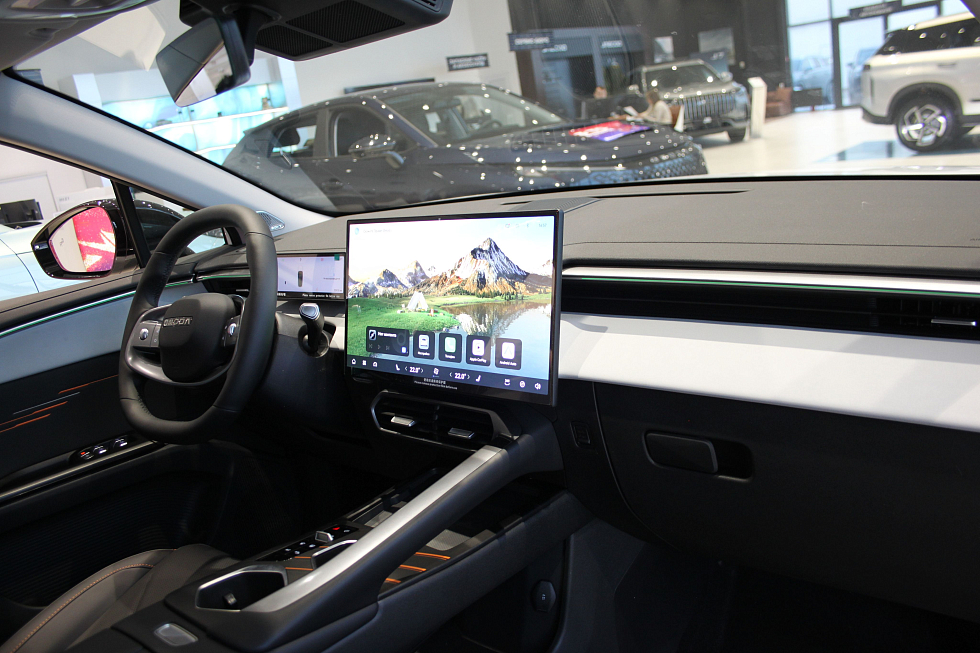 Omoda C5 Lifestyle, белый