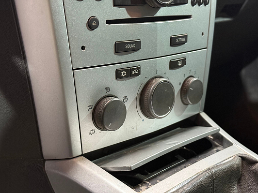 Opel Astra, 2009 года, пробег 334000 км