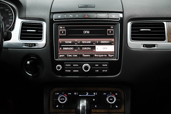 Volkswagen Touareg R-line, 2014 года, пробег 160000 км